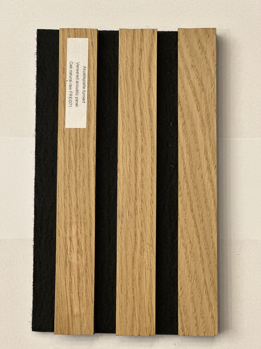 Akustikpaneele 267x57cm, Eiche Natur auf schwarzen Filz